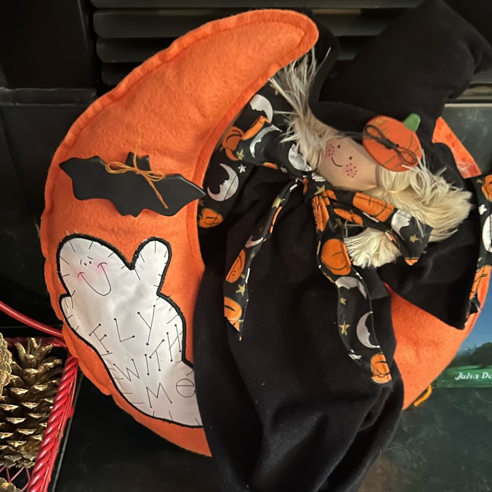 Halloween witch plush wreath
